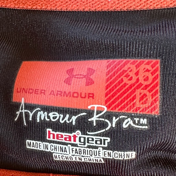 UNDER ARMOR SPORTS BRA SET OF 2 size 36 D BLACK AND ORANGE - Picture 6 of 9